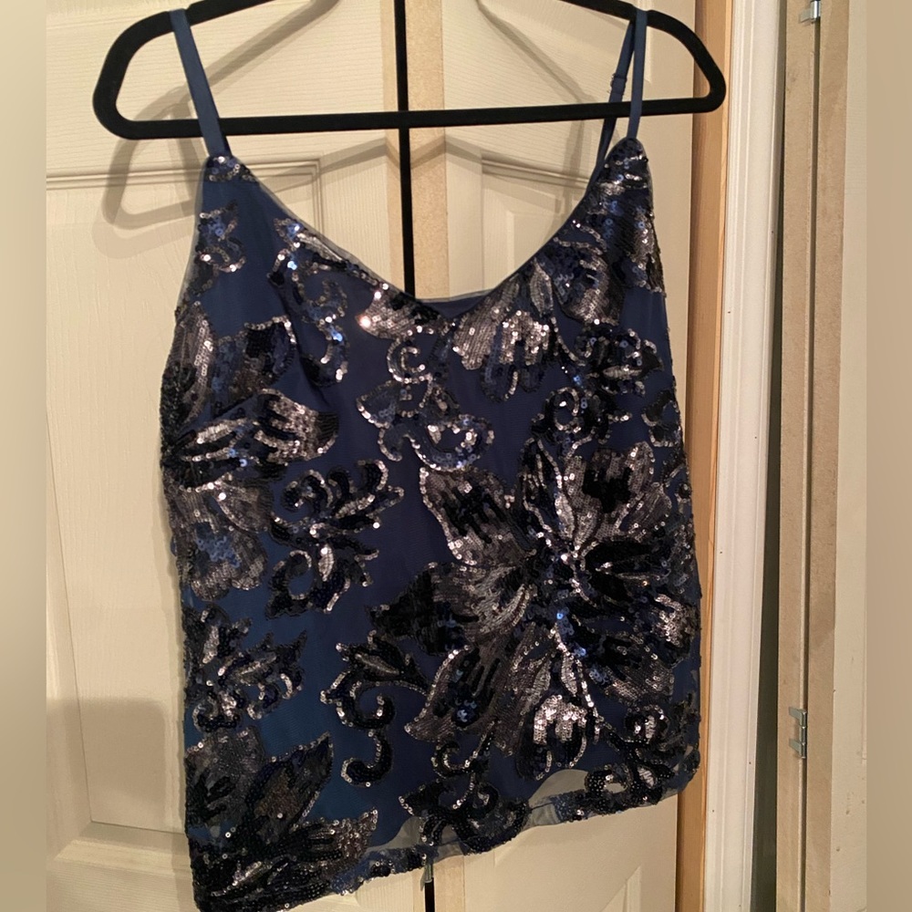 White House Black Market Tank